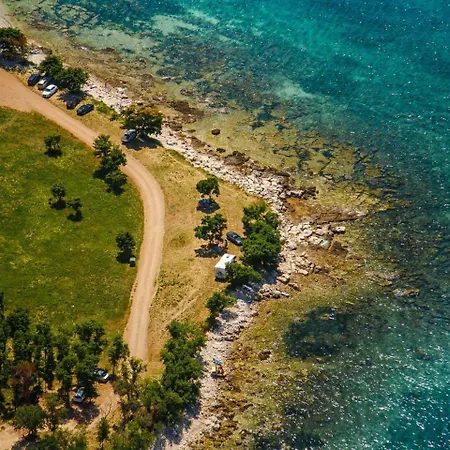 Studio Polynesia.2 * Умаг